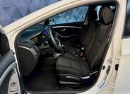 Hyundai i30 11