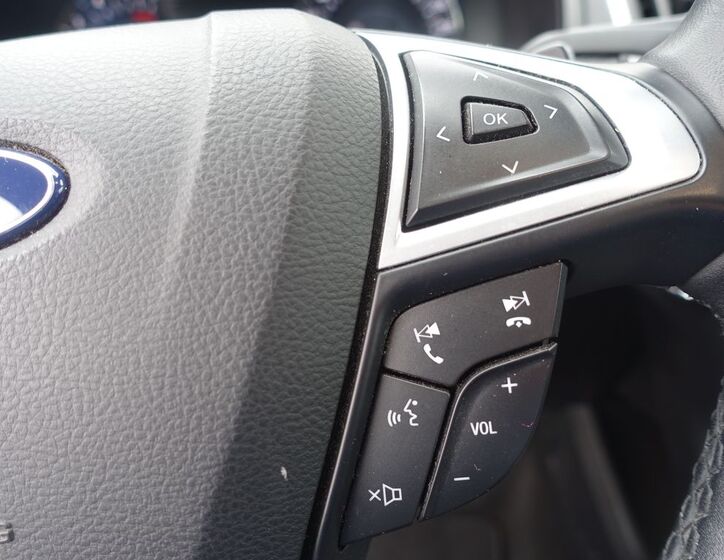Ford S-MAX 21