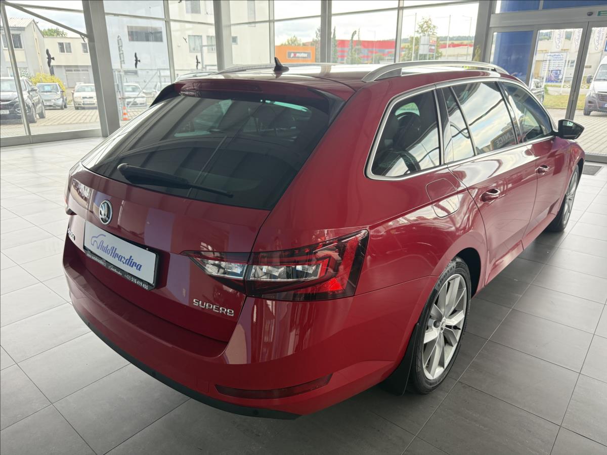 Škoda Superb