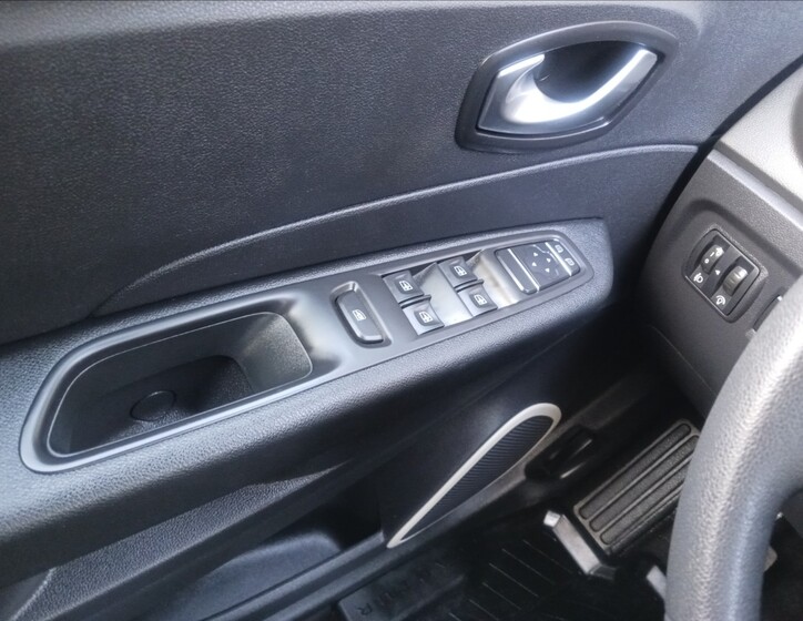 Renault Captur 16