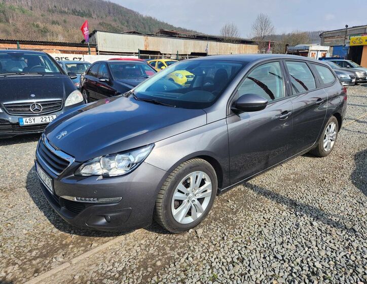 Peugeot 308 10