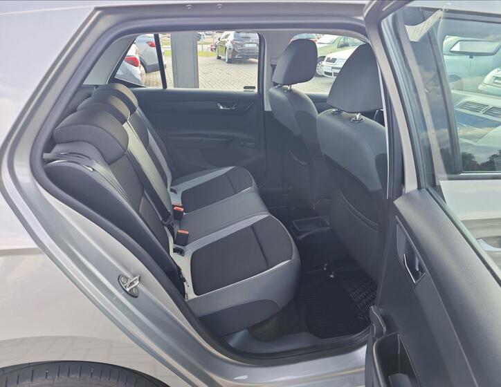 Škoda Fabia 13