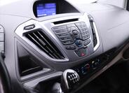 Ford Tourneo Custom 19