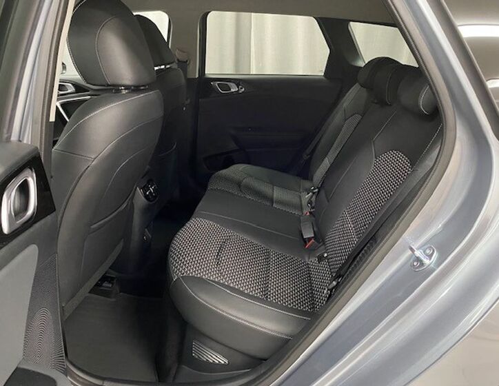 KIA Ceed 10