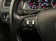 Volkswagen Golf 17