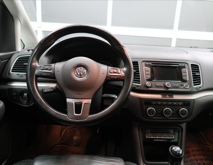 Volkswagen Sharan 13