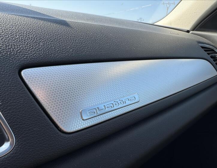 Audi Q3 27