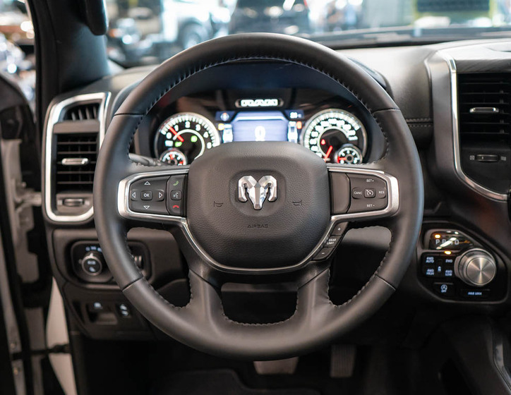 Dodge RAM 17