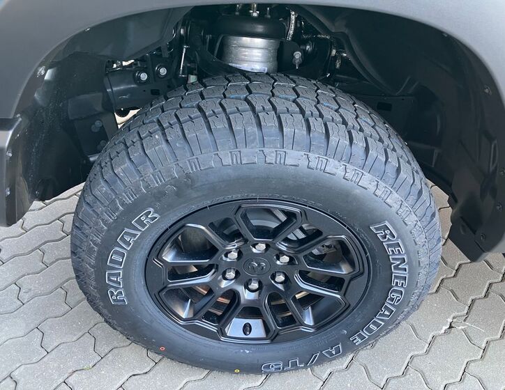 Dodge RAM 71