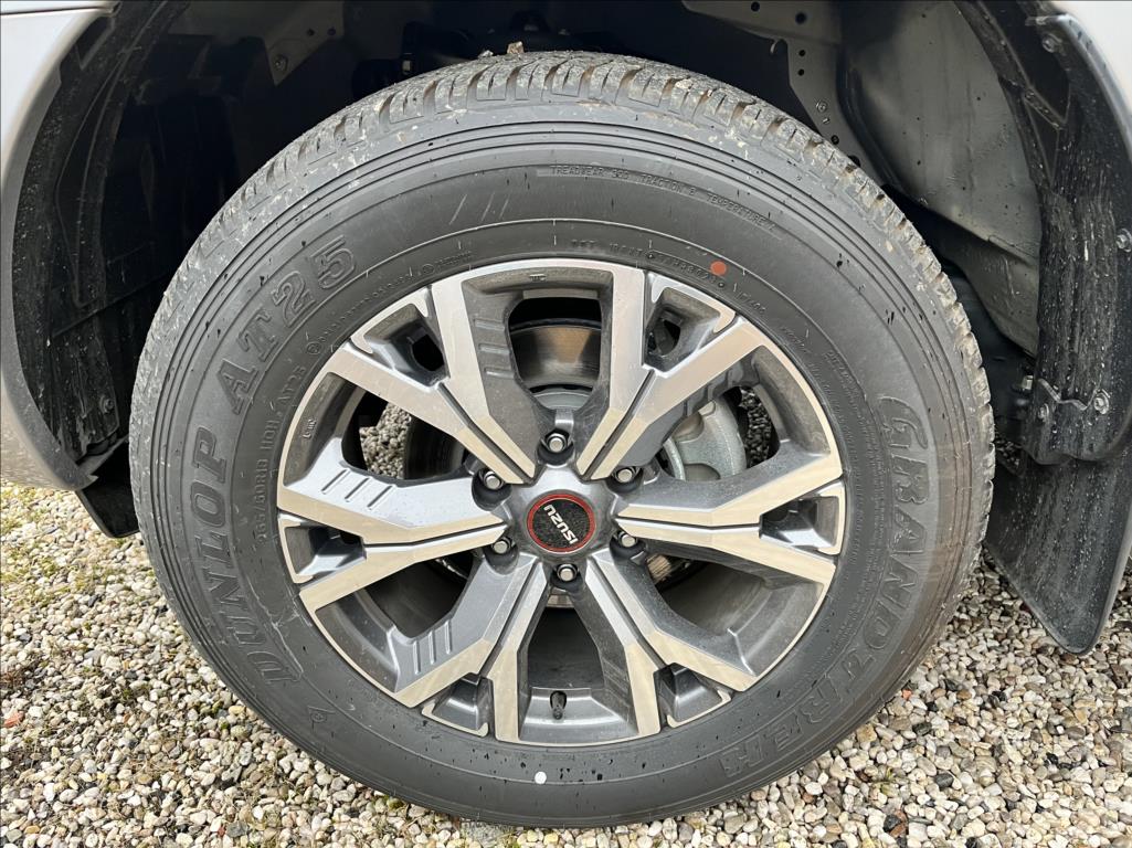 Isuzu D-Max