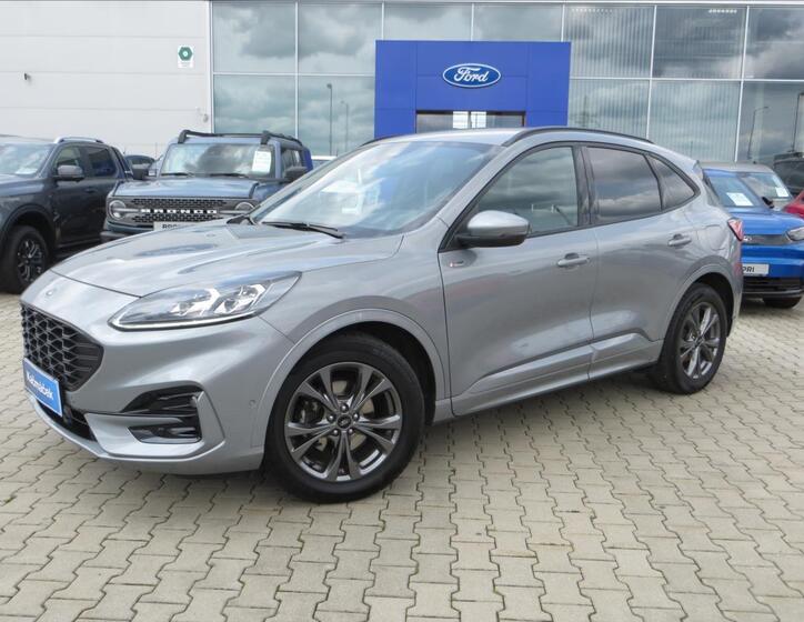 Ford Kuga 1
