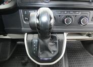 Volkswagen Caravelle 8
