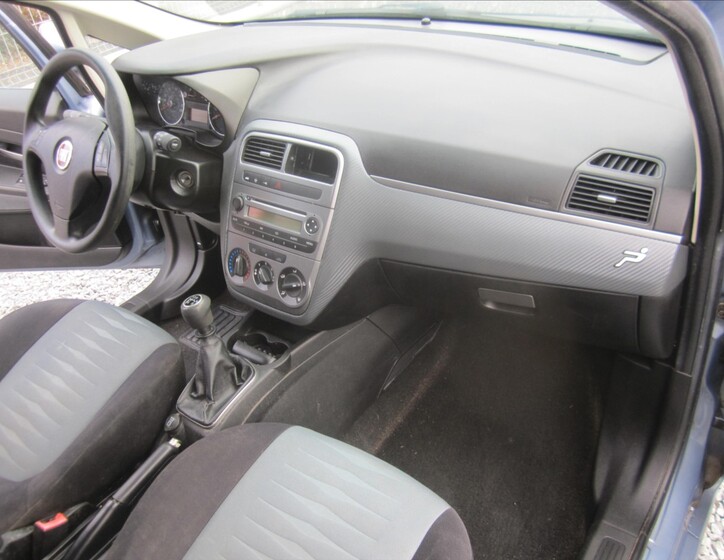 Fiat Grande Punto 15