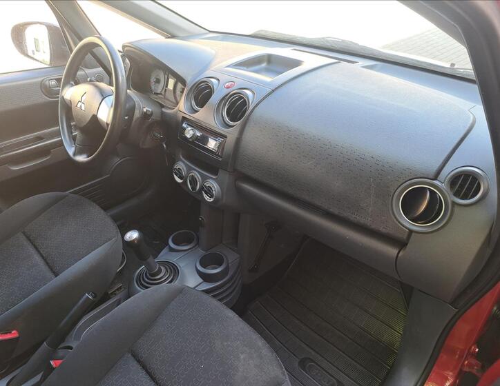 Mitsubishi Colt 34