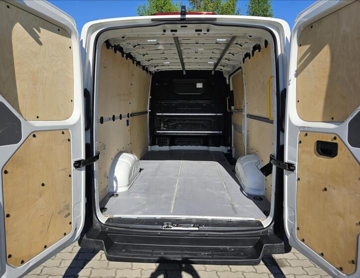 Volkswagen Crafter 7