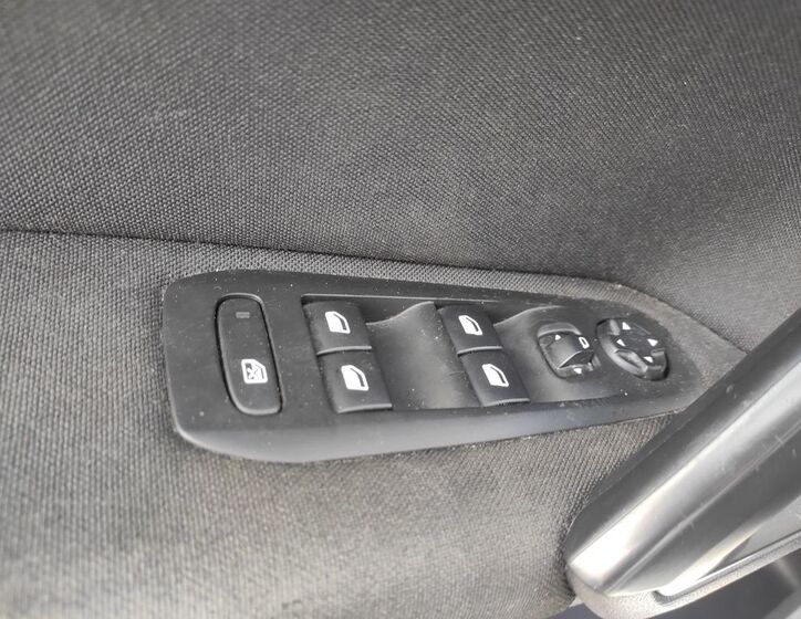 Peugeot 308 10