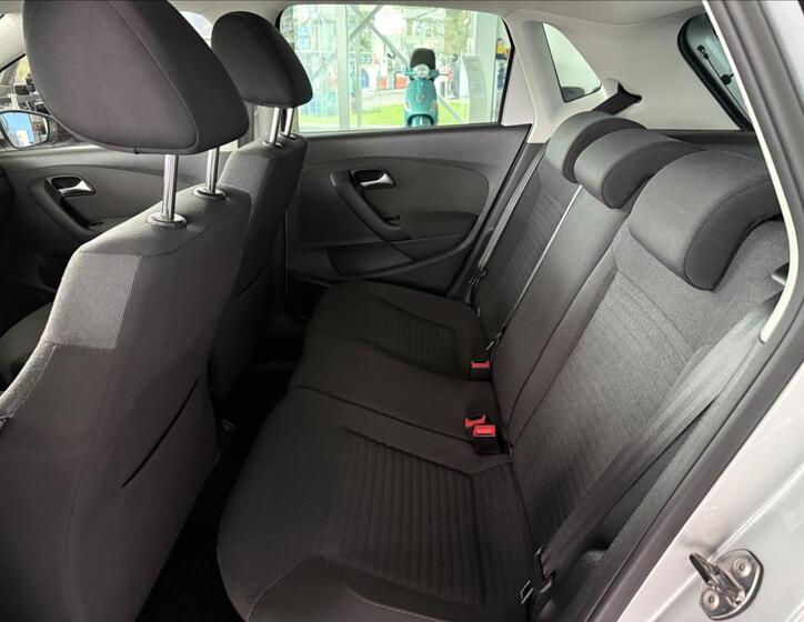 Volkswagen Polo 22
