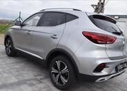 MG ZS 7