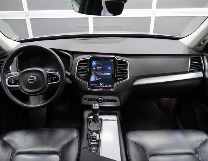 Volvo XC90 14