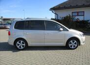 Volkswagen Touran 5
