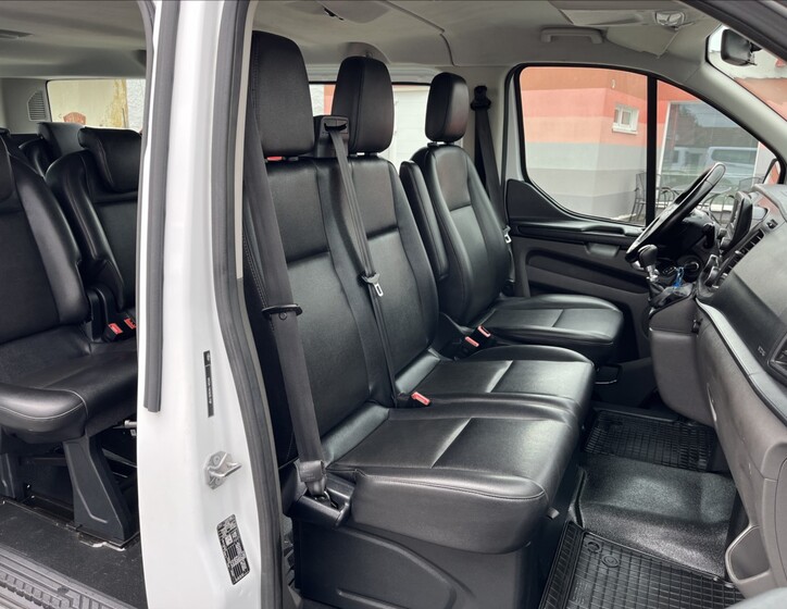Ford Transit Custom 19