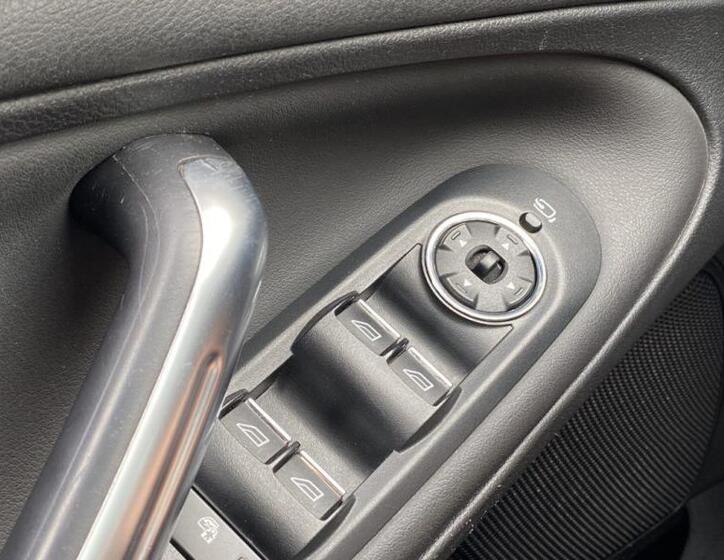 Ford S-MAX 26