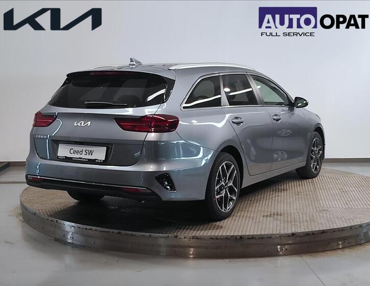 KIA Ceed 4