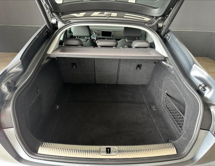 Audi A5 18