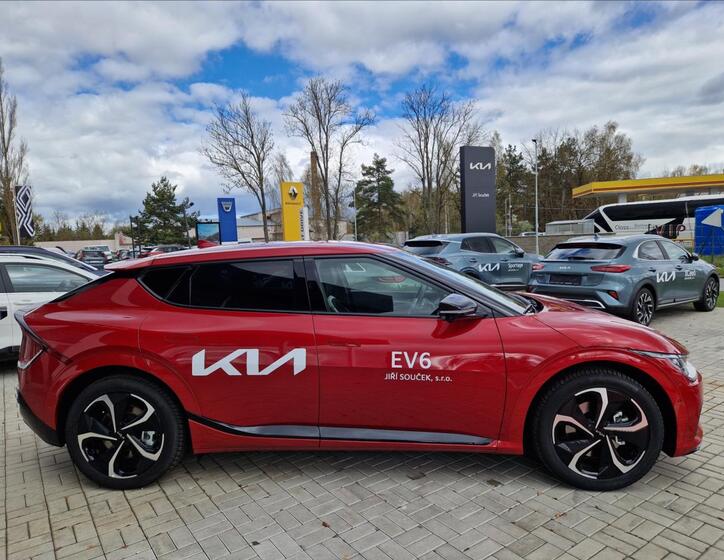 KIA EV6 4