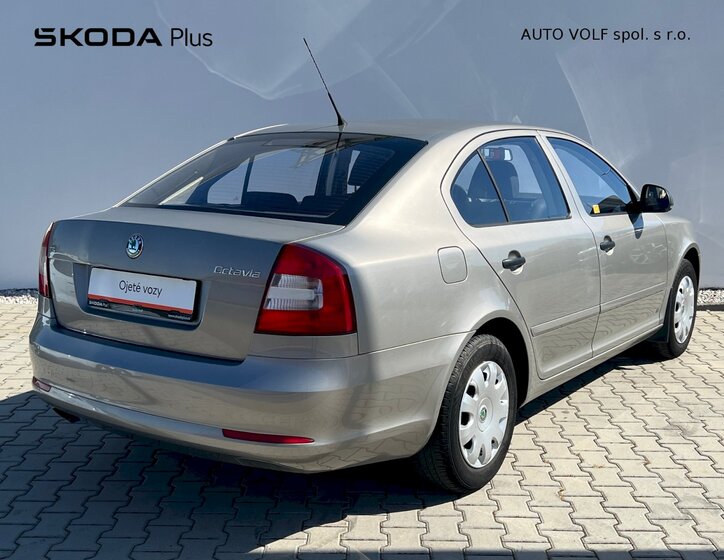 Škoda Octavia 2