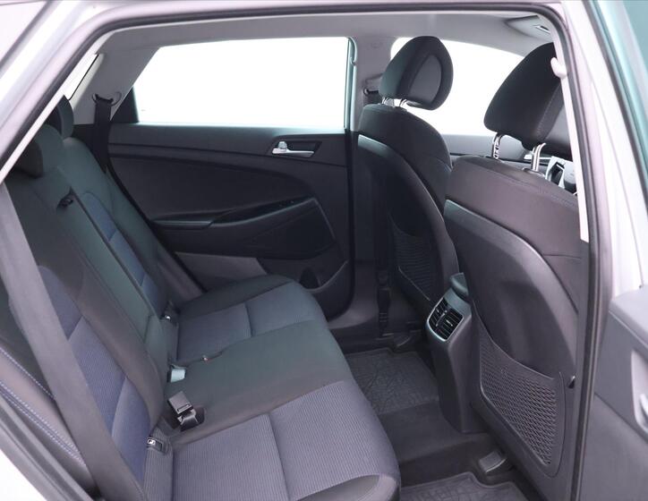Hyundai Tucson 12