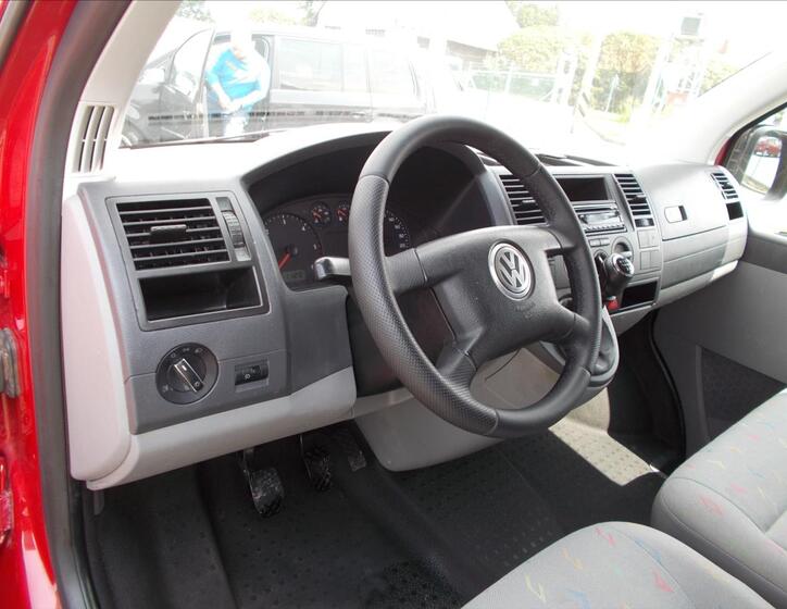 Volkswagen Transporter 22