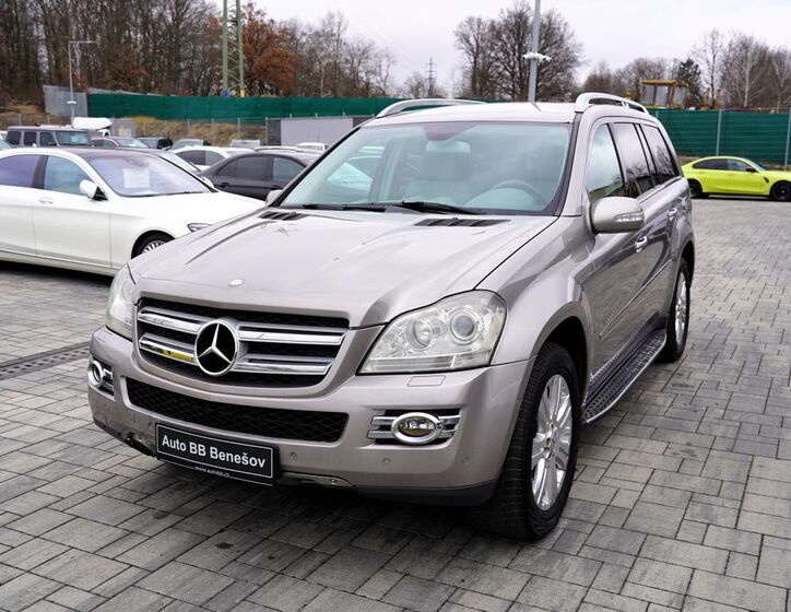 Mercedes-Benz GL 2