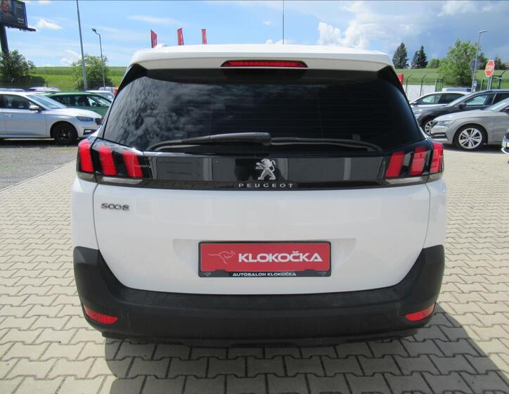 Peugeot 5008 5