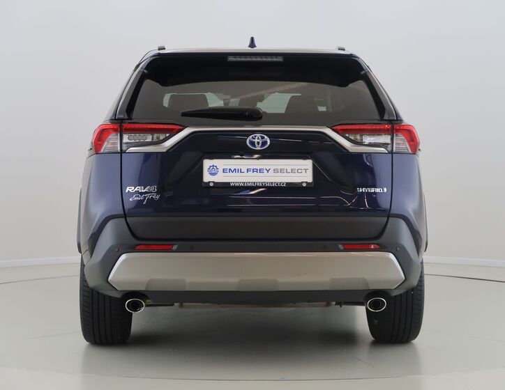 Toyota RAV4 6