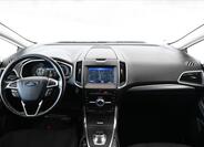 Ford S-MAX 11