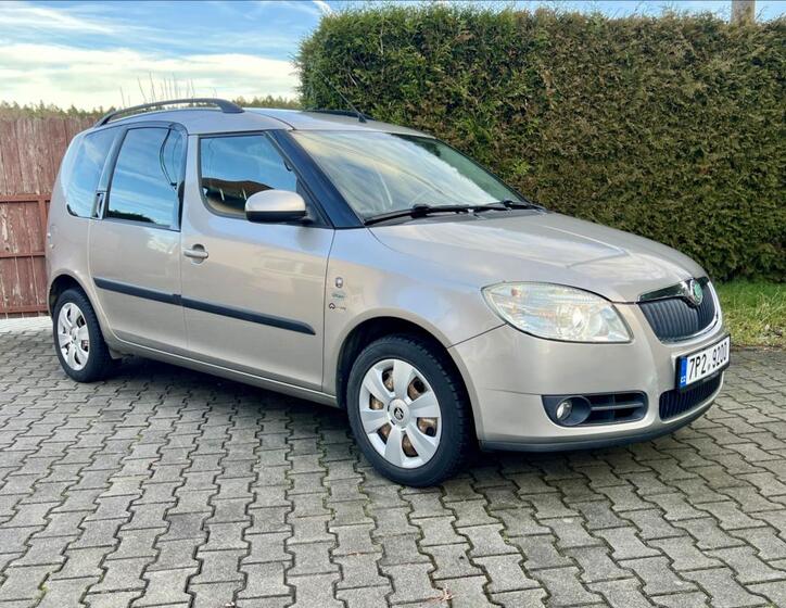 Škoda Roomster 7