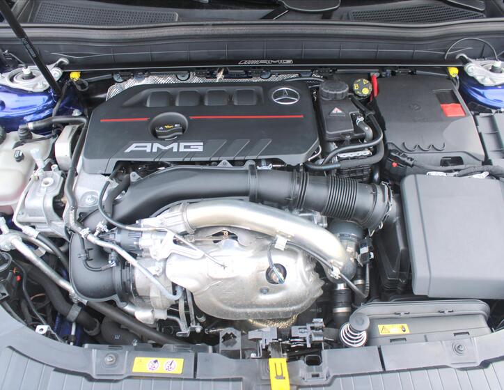 Mercedes-Benz GLB 23