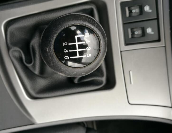 Mazda 3 10