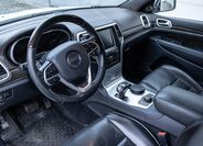 Jeep Grand Cherokee 13