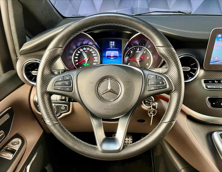 Mercedes-Benz Třídy V 15
