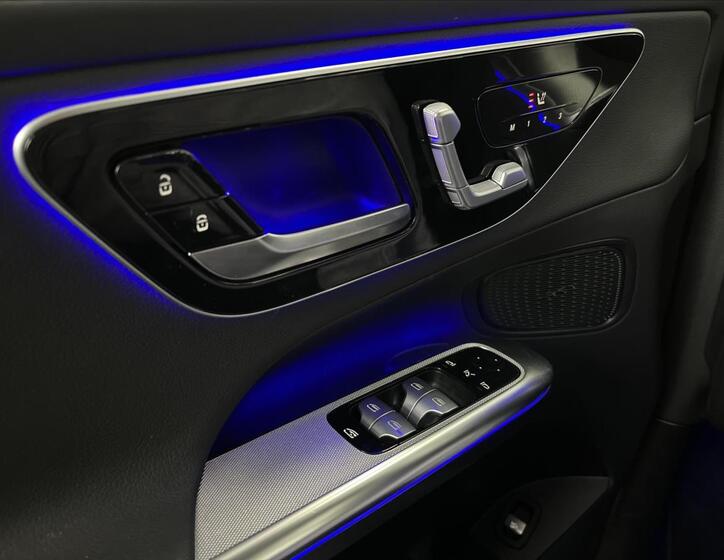 Mercedes-Benz GLC 12