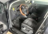 Volkswagen Golf 9