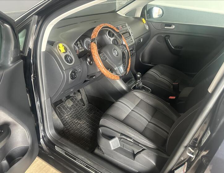 Volkswagen Golf 9