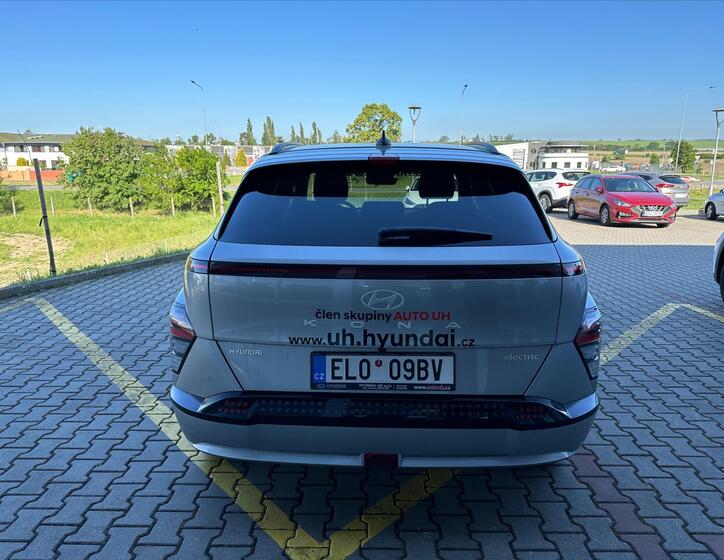 Hyundai Kona 5