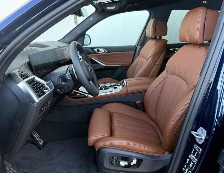 BMW X7 6
