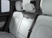 Land Rover Defender 8