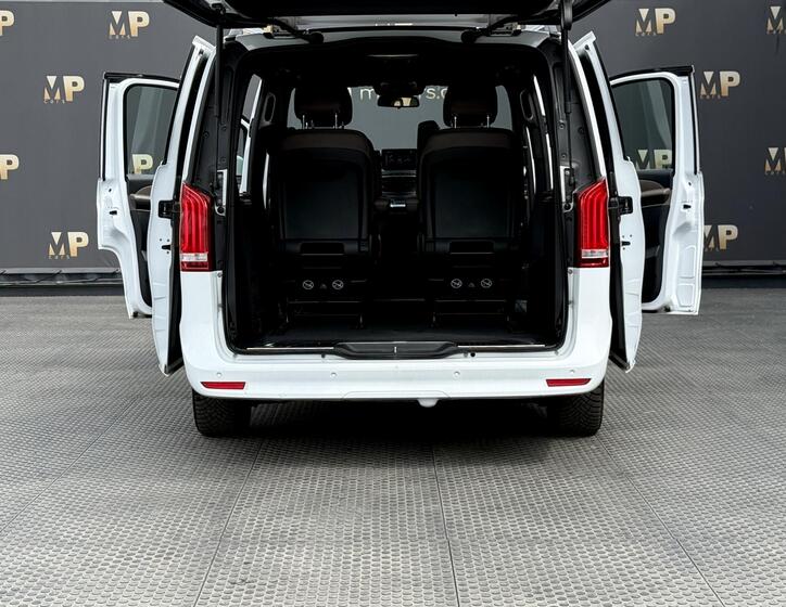 Mercedes-Benz Třídy V 7