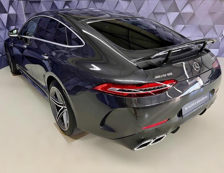 Mercedes-Benz AMG GT 5