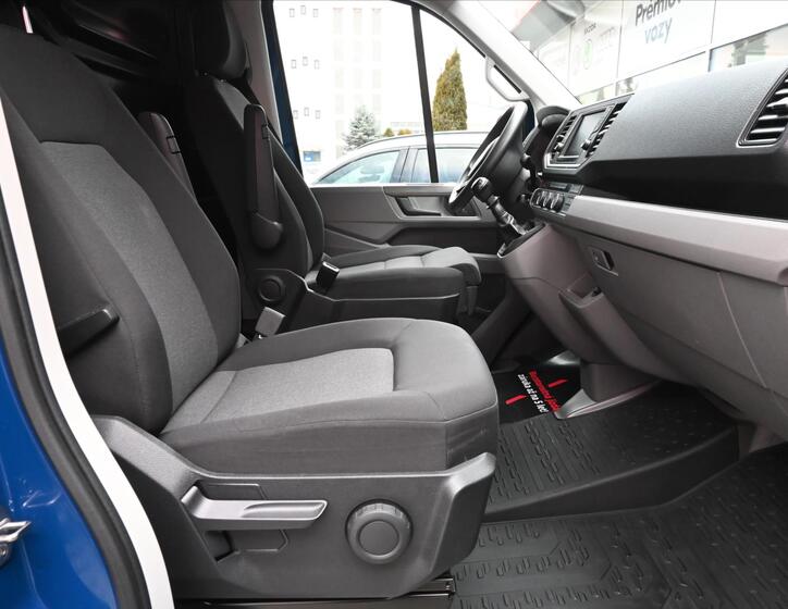 Volkswagen Crafter 9